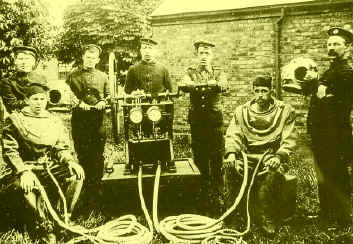 1904-royalnavy.jpg (194565 Byte)