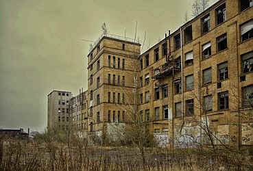 Produktionsgeb�ude von MEDI 2010