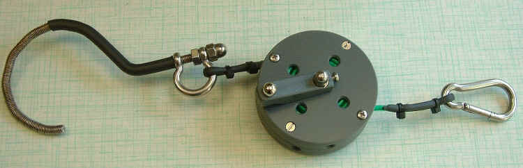 2rolle-mit-haken.jpg (122447 Byte)