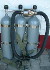 loosco-triple.jpg (223332 Byte)