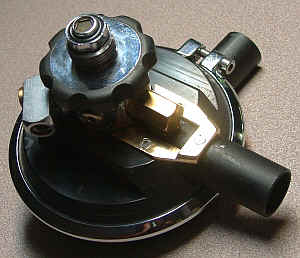 kompletter Regler von unten