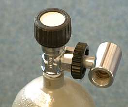 T-Stück am Monoventil