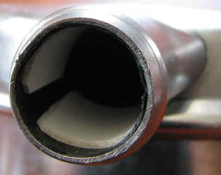 Duckbill-Klemme im Horn