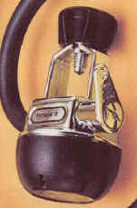 1. Stufe des Voit R12 Ttitan II (Trieste II), Plastikkappe