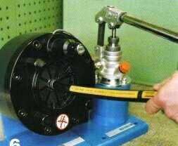 Schlauchklemm-Presse